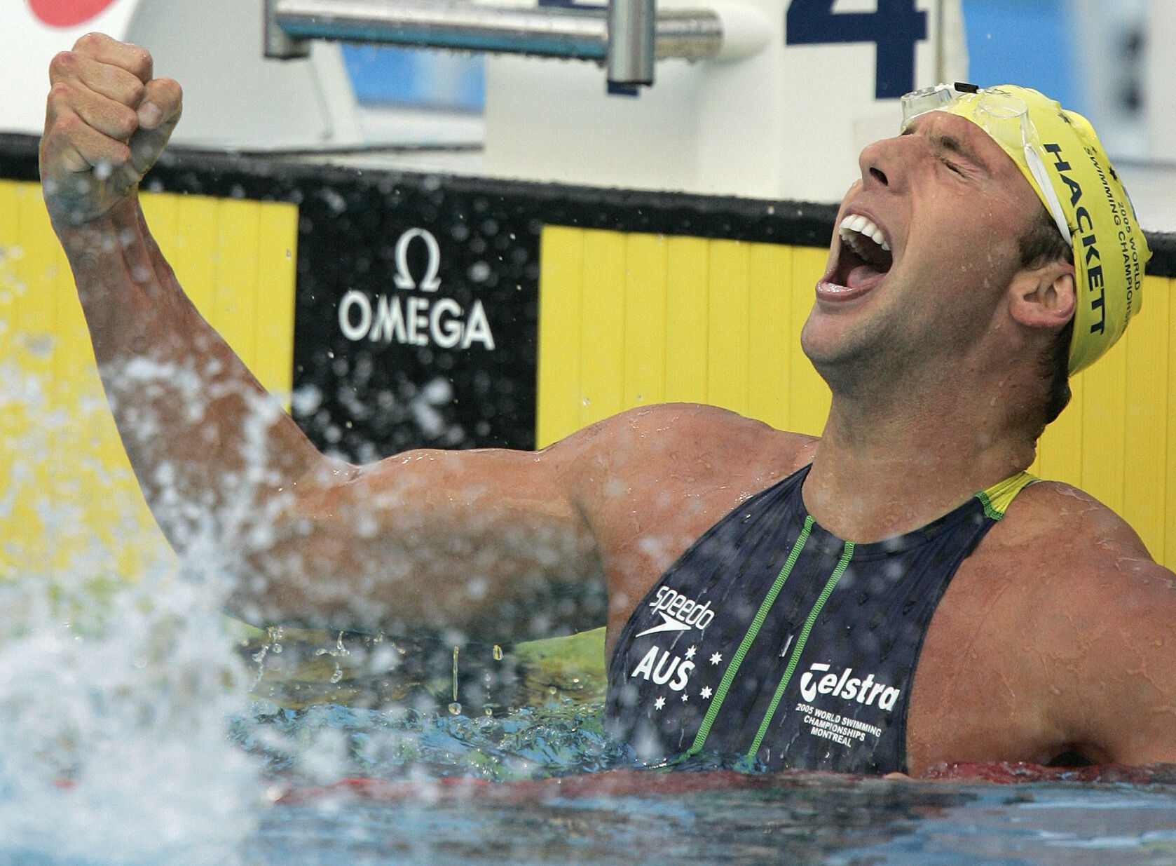 2005: Grant Hackett sets world record in 800-meter freestyle